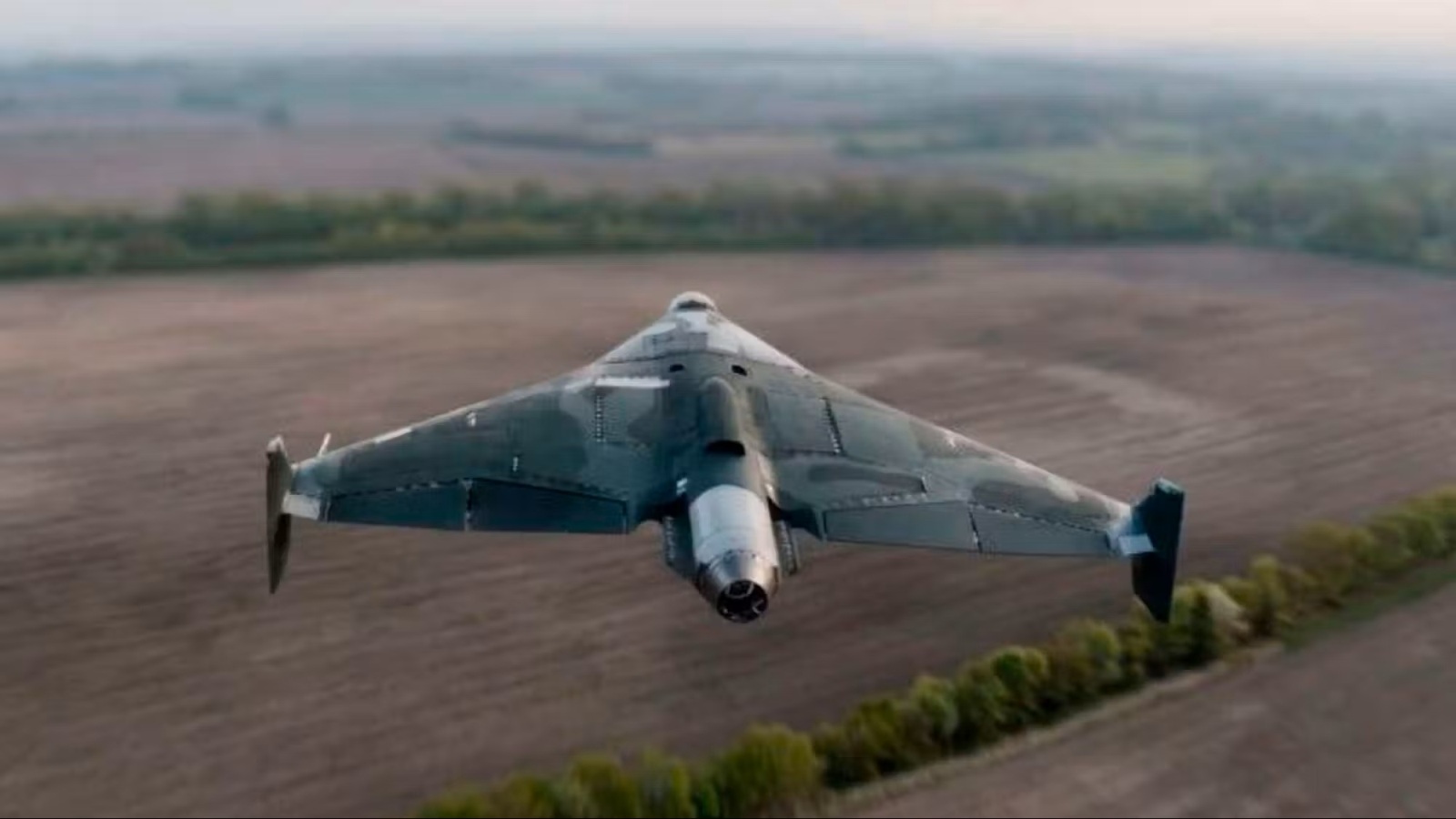 Βίντεο: Ρωσικό drone Geran-4 καταστρέφει ολοσχερώς δύο ουκρανικά φορτηγά που μεταφέρουν μη επανδρωμένα αεροσκάφη