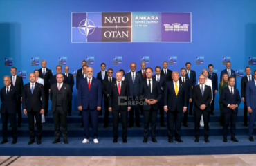 Η «οικογενειακή φωτογραφία» της Συνόδου του ΝΑΤΟ στην Άγκυρα: Στο επίκεντρο Ν.Τραμπ, Ρ.Τ.Ερντογάν και Κ.Μητσοτάκης