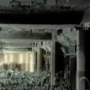 Το Ιράν έδωσε στη δημοσιότητα βίντεο που δείχνει τα συντρίμμια της κατοικίας του Α.Χαμενεΐ μετά τους βομβαρδισμούς