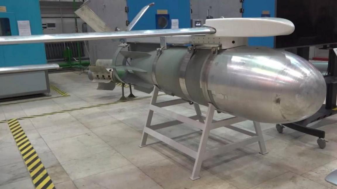 Η FAB-3000 έχει ισχύ όση δύο Iskander!