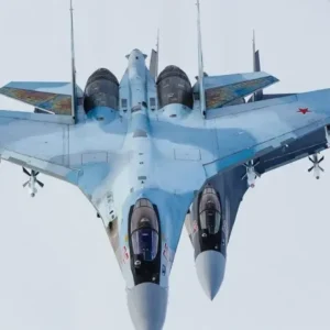 Η Ρωσία θα παραδώσει τουλάχιστον 30 μαχητικά αεροσκάφη Su-35SE στο Ιράν μέχρι το τέλος του 2027!