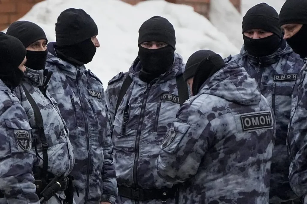 Η ρωσική FSB απέτρεψε επιθέσεις Ουκρανών με «σμήνος» από drones κατά αεροπορικών βάσεων σε Shagol και Ukrainka