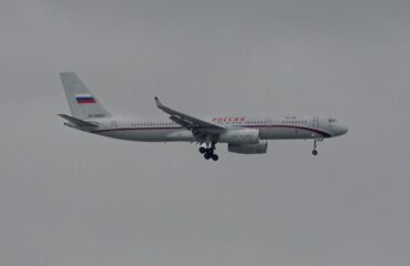 Tu-214 και An-148 πέταξαν από την Μόσχα στην Τεχεράνη!