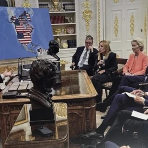 Ντ.Τραμπ: Δημοσίευσε εικόνα που δείχνει Καναδά, Γροιλανδία   και Βενεζουέλα ως αμερικανικά εδάφη