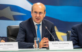 Κ.Χατζηδάκης: «Κανείς δεν ζητάει να καλυφθεί οποιαδήποτε παρανομία – Να προσέχει η Ευρωπαϊκή Εισαγγελία»