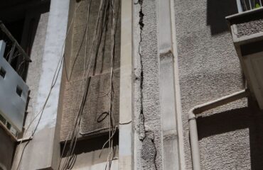 Γ.Παπαδόπουλος για ρωγμές στην Κυψέλη: «Ενδεχομένως έχει μειωθεί η αντισεισμική αντοχή των κτιρίων»