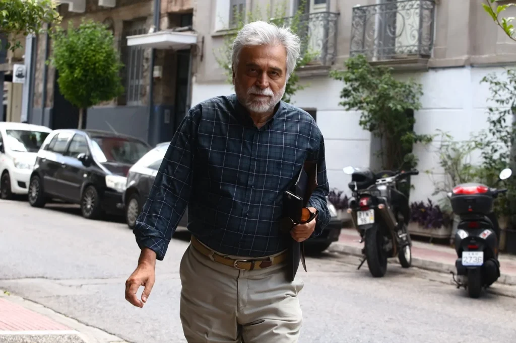 Ο Δ.Χατζησωκράτης ανακοίνωσε την παραίτησή του από την ΚΕ του ΣΥΡΙΖΑ