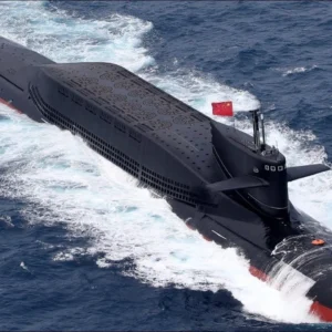 Με γεωμετρική πρόοδο αυξάνεται η ναυτική ισχύ της Κίνας – Πλησιάζει τις ΗΠΑ
