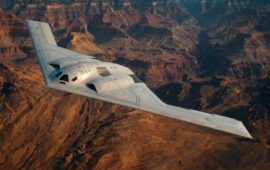 B-21 Raider: Η USAF «κλειδώνει» την αύξηση του στόλου των stealth βομβαρδιστικών – Θα ξεπεράσουν τα 100