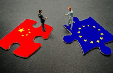 Η ΕΕ επιβάλει κυρώσεις στην Κίνα και αυτή διακόπτει τις εξαγωγές κρίσιμων υλικών και προϊόντων υψηλής τεχνολογίας
