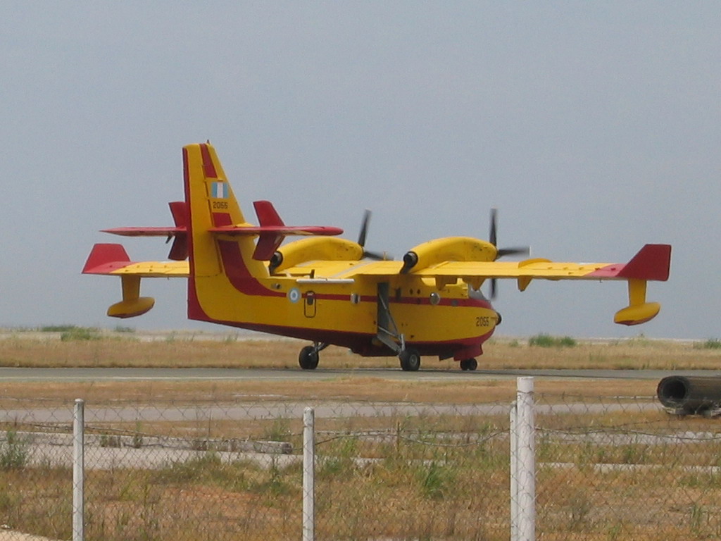 Αναχώρησαν τα δύο ελληνικά Canadair για τη μάχη με τις μεγάλες πυρκαγιές της Ισπανίας