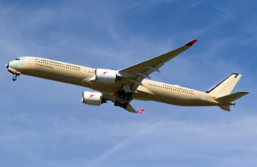 Airbus: Ειδικά διαμορφωμένο για πτήσεις μεγάλων αποστάσεων A350 έμεινε στον αέρα για 24 ώρες και 24 λεπτά