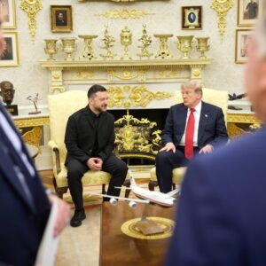 «Καλή» χαρακτήρισε την συνάντηση με τον Ντ.Τραμπ ο Ζελένσκι στην Ουάσιγκτον