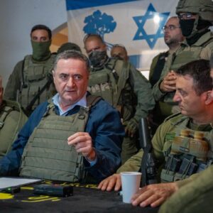 Ηχηρό μήνυμα από τον Κατς: Όρισε την επόμενη χώρα που «θα βρεθεί στη θέση του Ιράν εάν τεντώσει το σχοινί» (βίντεο)