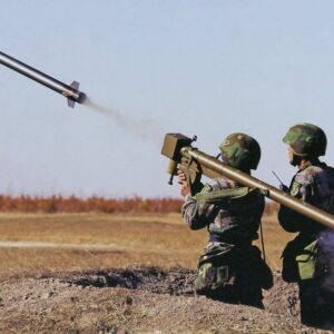 Το Ιράν αγοράζει εκατοντάδες κινεζικά MANPADS για να ενισχύσει την αεράμυνά του