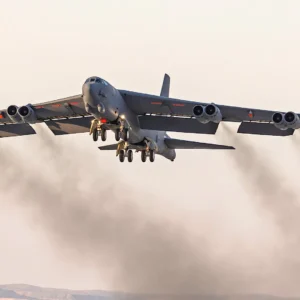 Δεν «πεθαίνουν» τα Β-52 Stratofortress – Νέος εκσυγχρονισμός και επαναφορά από τα «νεκροταφεία»