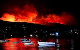 Φωτιές σε Φλόκα και Αιγιάλεια: Οι Αρχές βλέπουν εμπρησμό πίσω από το πύρινο μέτωπο – Κτηνοτρόφος στο στόχαστρο