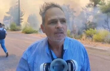Ο εθελοντής πυροσβέστης Σταμάτης Γαρδέλης είπε αυτό που η κυβέρνηση αρνείται να παραδεχτεί