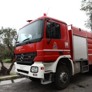 Υπό έλεγχο φωτιά σε υπαίθριο χώρο στον Βοτανικό (upd)