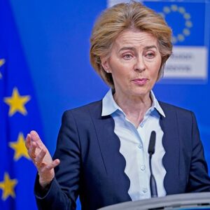 Επιστολή-μήνυμα από την Φον Ντερ Λάιεν προς τον Π.Σάντσεθ – «Η ΕΕ πρέπει να ενισχύσει τα σύνορα της»