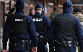 Πολωνία: Συνελήφθη Ουκρανός υπάλληλος της πρεσβείας στα σύνορα – Κατηγορείται για μεταφορά μεγάλων ποσών και χρυσού