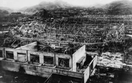 Ουκρανία: Σε «στάχτες» μετατράπηκαν στρατιωτικός εξοπλισμός και οχήματα στο Κίεβο μετά από ρωσικά πλήγματα (βίντεο)