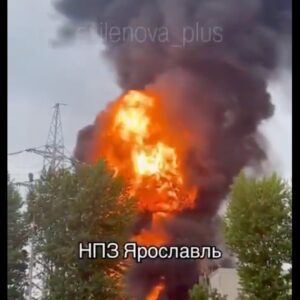 Β.Ζελένσκι: «Η Ουκρανία χτύπησε δύο μεγάλα διυλιστήρια πετρελαίου βαθιά στη Ρωσία» (βίντεο)