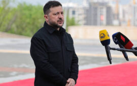 Ο Β.Ζελέσνσκι έφτασε στη Σερβία και θα συναντηθεί με τον Α.Βούτσιτς –  Όλα τα βλέμματα στις σχέσεις με τη Ρωσία