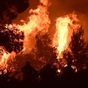 Η πυρκαγιά στην Αττικοβοιωτία απελευθέρωσε ενέργεια ίση με 6 ατομικές βόμβες της Χιροσίμα!