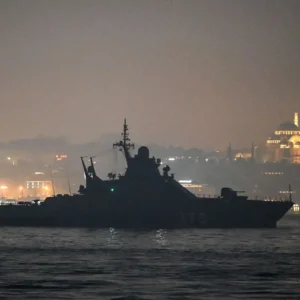 Σε «αναμμένα κάρβουνα» η Τουρκία: Περιορίζει την κίνηση πλοίων από την Μαύρη Θάλασσα