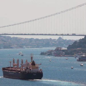 Η Τουρκία βάζει «φρένο» στα πλοία από το Νοβοροσίσκ της Ρωσίας – Για να πιέσει η Μόσχα το Ιράν;