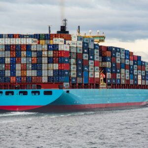 Κόλπος του Ομάν: Ελικόπτερο κτύπησε containership στα ανοικτά του Μουσκάτ – Στις φλόγες το μηχανοστάσιο