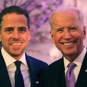 Το FBI απέκρυψε στοιχεία που αποδείκνυαν τις «υπόγειες» σχέσεις της οικογένειας Μπάιντεν με την Ουκρανία!