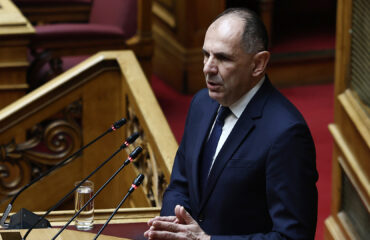Τηλεφωνική επικοινωνία Γ.Γεραπετρίτη με τον Ιρανό ΥΠΕΞ για τα Στενά του Ορμούζ