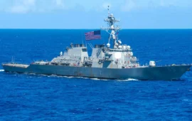 Σάλος με το USS Benfold: Άθλιες συνθήκες στις τουαλέτες και τις κουζίνες – Σωρεία καταγγελιών στο Ναυτικό των ΗΠΑ