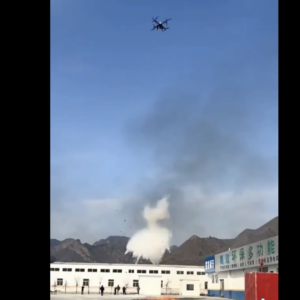 Βίντεο: Κινεζικά drones σβήνουν φωτιές στην αρχή τους – Μήπως να  «πάρουν» ιδέες και στην Ελλάδα;