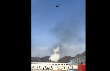 Βίντεο: Κινεζικά drones σβήνουν φωτιές στην αρχή τους – Μήπως να  «πάρουν» ιδέες και στην Ελλάδα;