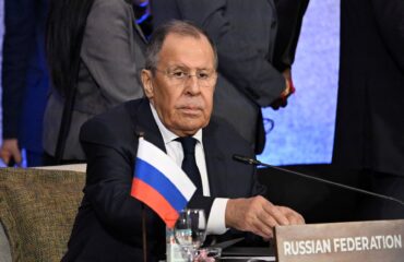 Ρωσική πρεσβεία: Το μήνυμα του Σ.Λαβρόφ για τον ρωσικό «σκιώδη» εμπορικό στόλο
