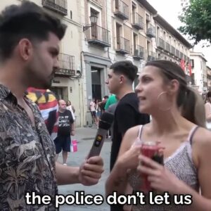 Νεαρή κοπέλα στην Ισπανία: «Ως εδώ με τους λαθρομετανάστες  που έρχονται παρενοχλούν και βιάζουν»