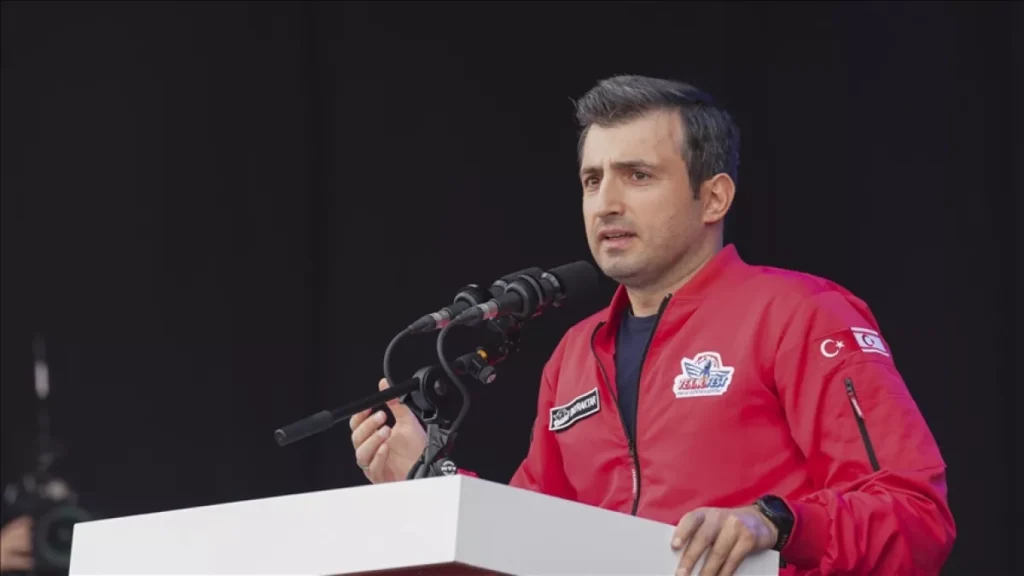 Παραλήρημα από τον γαμπρό του Ερντογάν: «Η “γαλάζια πατρίδα” είναι αγώνας για δικαιοσύνη και ανεξαρτησία»!