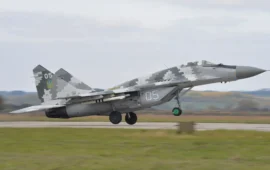 Ουκρανός πιλότος MiG-29 χωρίς πυρομαχικά «έριξε» Shahed (βίντεο)