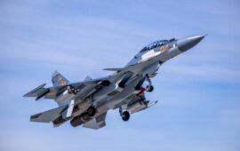 Ρωσικό Su-30SM «κατάπιε» με υπερβόμβα 3.000 κιλών άνδρες της 3ης Ταξιαρχίας Αζόφ στο Χάρκοβο – Δείτε βίντεο