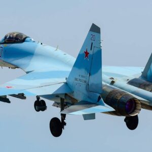 Ρωσικό Su-35 βομβάρδισε κτίρια στο Σλαβιάνσκ – Δείτε τι απέμεινε (βίντεο)