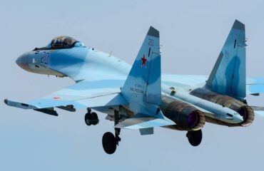 Ρωσικό Su-35 βομβάρδισε κτίρια στο Σλαβιάνσκ – Δείτε τι απέμεινε (βίντεο)