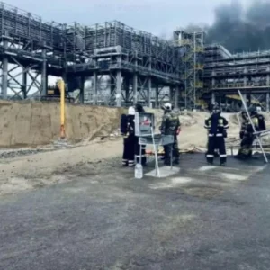 Ρωσία: Στους 15 οι νεκροί από τη φωτιά στο χημικό συγκρότημα «Αμούρ» (βίντεο)