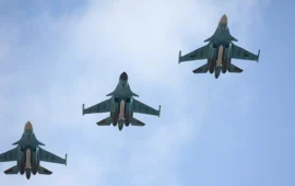Πρωτοφανής προέλαση στο Σούμι: Τα ρωσικά Su-34 εξολοθρεύουν ό,τι βρουν μπροστά τους – Δείτε βίντεο