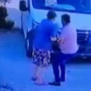 Τουρκία: Πατέρας παρέσυρε με το βαν και σκότωσε τον 1,5 έτους γιο του – Σκληρές εικόνες (βίντεο)