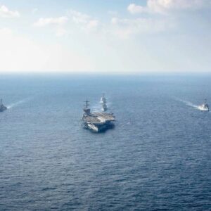 ΗΠΑ, Ιαπωνία και Νότια Κορέα προχωρούν σε μεγάλη στρατιωτική άσκηση κοντά στο Τζετζού