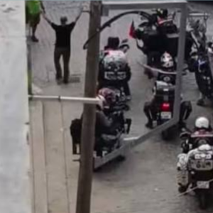 Τούρκοι μηχανόβιοι πέρασαν από την Κομοτηνή και έβαλαν στη διαπασών συνθήματα των «Γκρίζων Λύκων»! (βίντεο)