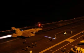 Ιράν: Τουλάχιστον δύο νεκροί και αρκετοί τραυματίες από τα αμερικανικά πλήγματα στο νησί Λαράκ